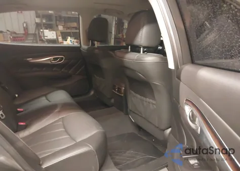 2018 Infiniti Q70L 3.7X Luxe z USA, uszkodzony, nr VIN JN1BY1PR3JM370240